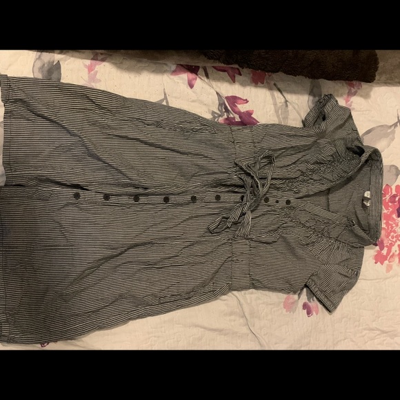 Dynamite button up dress - Picture 1 of 2